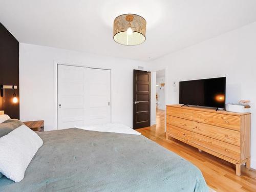 Master bedroom - 54 Av. Du Château-D'Eau, Bedford - Ville, QC - Indoor Photo Showing Bedroom