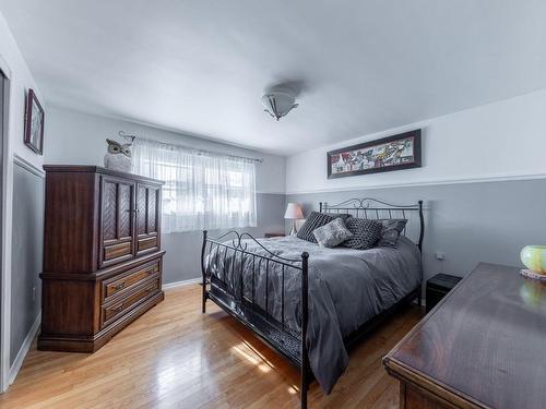 Master bedroom - 425 Rue Jean-De Brébeuf, Saint-Jean-Sur-Richelieu, QC - Indoor Photo Showing Bedroom