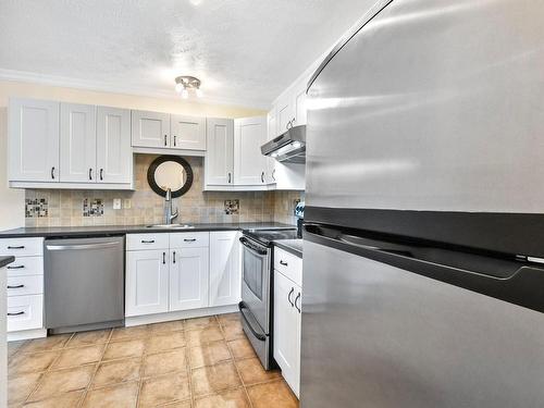 Kitchen - 3-824 Rue Hélène-Boullé, Boucherville, QC - Indoor Photo Showing Kitchen