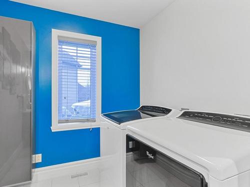 Salle d'eau - 448 Place Hervé, Beauharnois, QC - Indoor Photo Showing Laundry Room