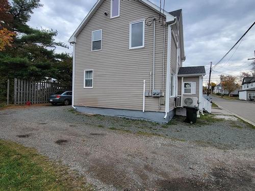 13 High Street, Sydney, NS 