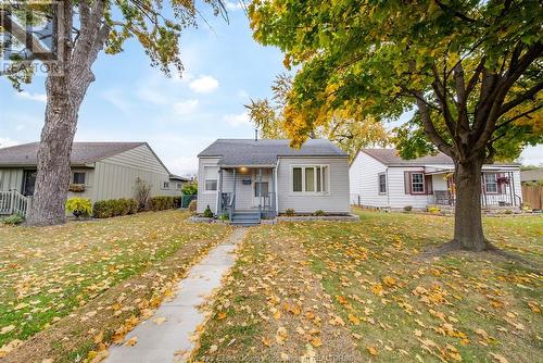 1430 Janette Avenue, Windsor, ON - Outdoor With Facade