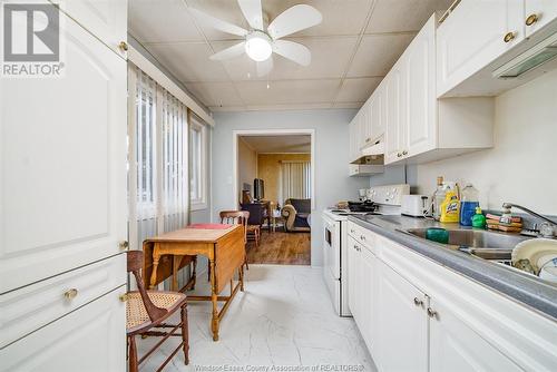 1430 Janette Avenue, Windsor, ON - Indoor Photo Showing Kitchen With Double Sink