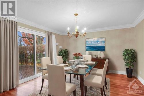 17 Grouse Avenue, Ottawa, ON - Indoor Photo Showing Dining Room