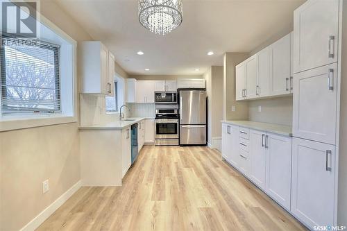 23 Donahue Avenue, Regina, SK - Indoor Photo Showing Kitchen