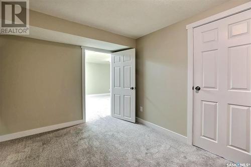 23 Donahue Avenue, Regina, SK - Indoor Photo Showing Other Room