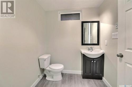 23 Donahue Avenue, Regina, SK - Indoor Photo Showing Bathroom