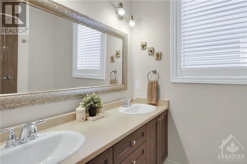 128 Lily Pond Street, Ottawa, ON - Indoor Photo Showing Bathroom