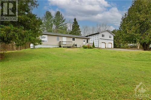 Large lot and close to Kanata - 4207 Limestone Road, Ottawa, ON - Outdoor