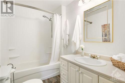 Main bath - 4207 Limestone Road, Ottawa, ON - Indoor Photo Showing Bathroom