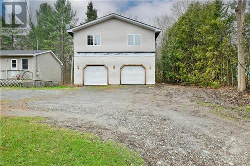 Lots of extra partially finished space above garage - 4207 Limestone Road, Ottawa, ON - Outdoor