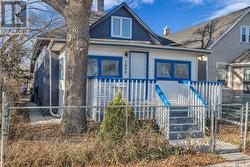 1944 Wallace STREET  Regina, SK S4N 2A2