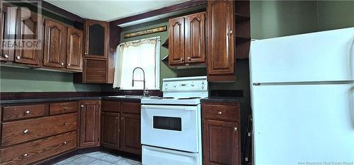 297 Cedar Street, Moncton, NB - Indoor Photo Showing Kitchen