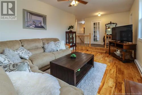 15 Sierra Avenue, Rothesay, NB - Indoor Photo Showing Living Room