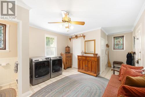 8 Gravel Road, Cavan Monaghan (Millbrook), ON - Indoor Photo Showing Laundry Room