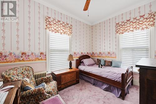 8 Gravel Road, Cavan Monaghan (Millbrook), ON - Indoor Photo Showing Bedroom