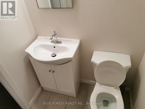 14 - 70 Fiddlers Green Road, London, ON - Indoor Photo Showing Bathroom