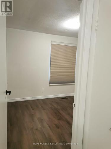 14 - 70 Fiddlers Green Road, London, ON - Indoor Photo Showing Other Room