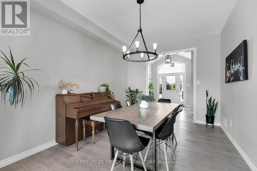 114 Old Field Lane, Central Elgin (Port Stanley), ON - Indoor Photo Showing Dining Room