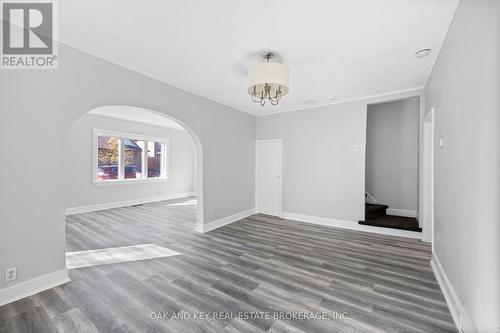 1246 Monmouth Road, Windsor, ON - Indoor Photo Showing Other Room