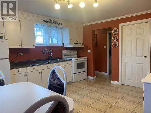 4 Cemetery Road, Botwood, NL - Indoor Photo Showing Kitchen