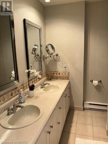 116 Francis Street, North Bay, ON - Indoor Photo Showing Bathroom