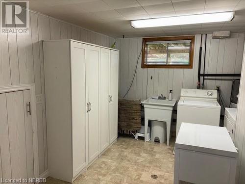 116 Francis Street, North Bay, ON - Indoor Photo Showing Laundry Room