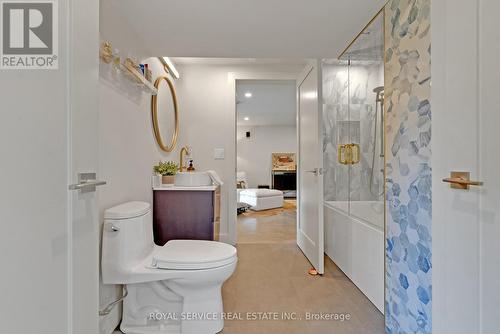 4566 Harwood Road, Hamilton Township, ON - Indoor Photo Showing Bathroom