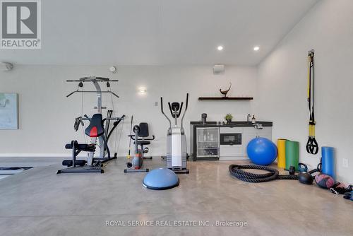 4566 Harwood Road, Hamilton Township, ON - Indoor Photo Showing Gym Room