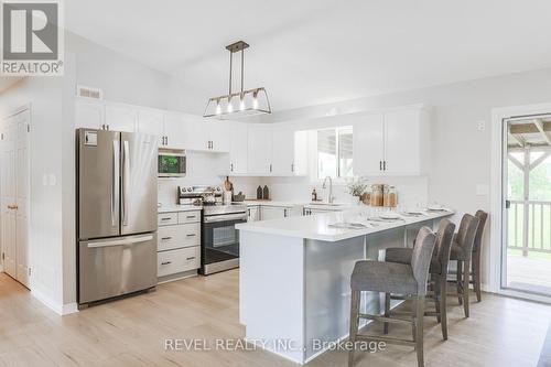 59 O'Reilly Lane, Kawartha Lakes, ON - Indoor Photo Showing Kitchen With Upgraded Kitchen