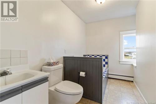 3769 Route 134, Shediac Bridge, NB - Indoor Photo Showing Bathroom