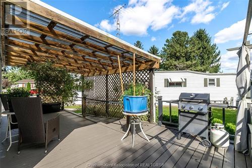 15-22220 Charing Cross Road, Chatham, ON - Outdoor With Deck Patio Veranda With Exterior