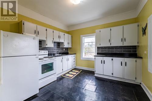 1290 Portugal Cove Road, Portugal Cove-St Philips, NL - Indoor Photo Showing Kitchen