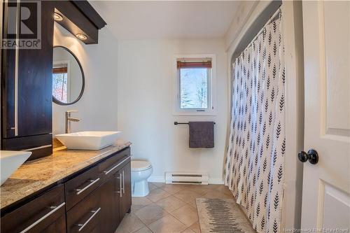 69 Acadie Street, Saint-Antoine, NB - Indoor Photo Showing Bathroom