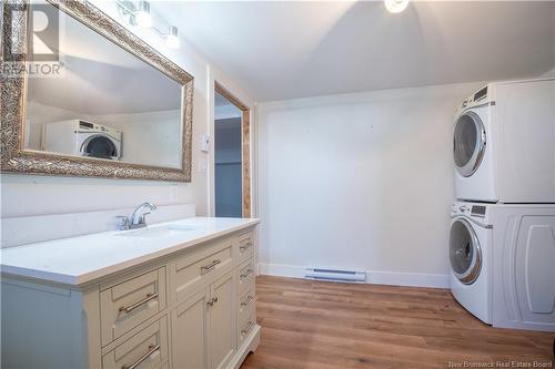 69 Acadie Street, Saint-Antoine, NB - Indoor Photo Showing Laundry Room