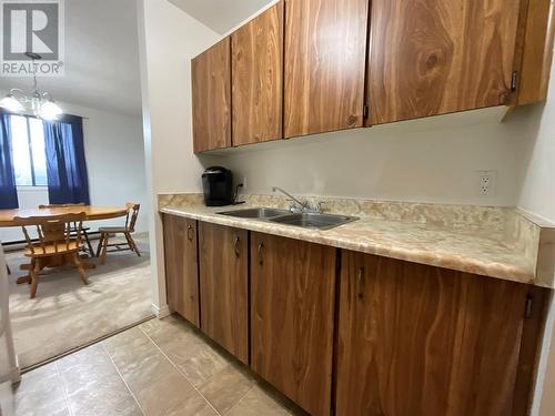 212 Spieker Avenue Unit# 304, Tumbler Ridge, BC - Indoor Photo Showing Kitchen With Double Sink