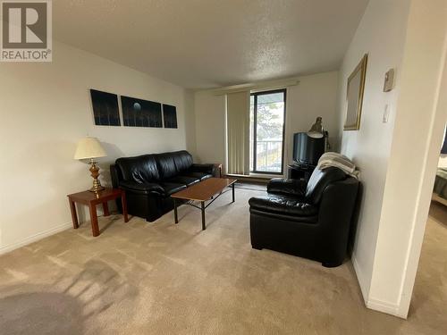 212 Spieker Avenue Unit# 304, Tumbler Ridge, BC - Indoor Photo Showing Living Room