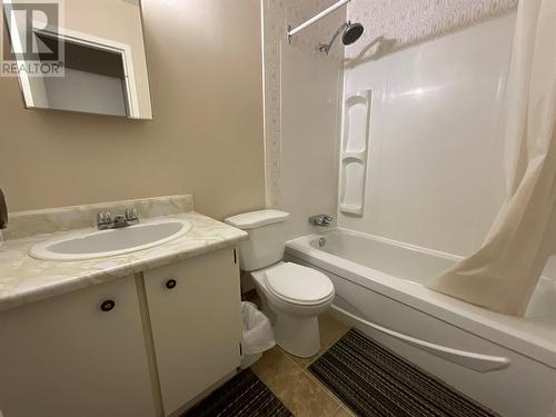 212 Spieker Avenue Unit# 304, Tumbler Ridge, BC - Indoor Photo Showing Bathroom