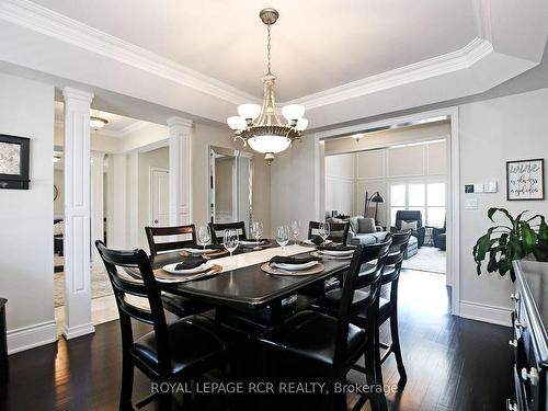 100 Woodland Hills Blvd, Aurora, ON - Indoor Photo Showing Dining Room