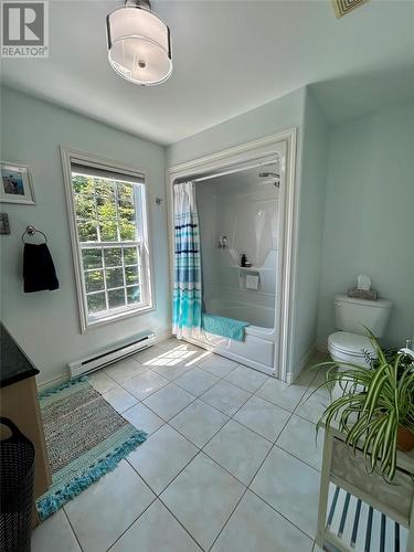 10 Park Drive, Rocky Harbour, NL - Indoor Photo Showing Bathroom