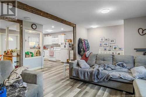 634 Leblanc Court, Saint John, NB - Indoor Photo Showing Living Room