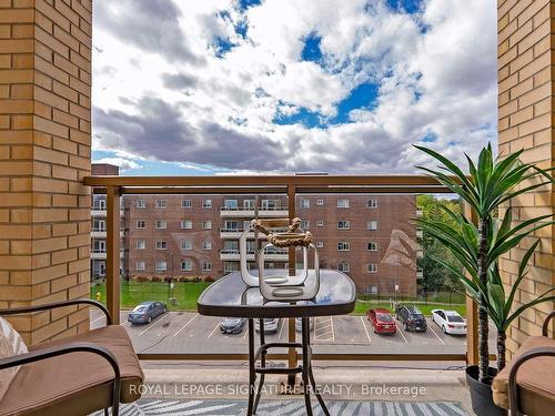 304-68 Main St N, Markham, ON - Outdoor With Balcony