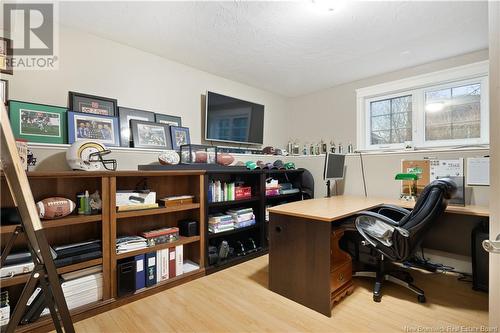 23 Desrosiers, Dieppe, NB - Indoor Photo Showing Office