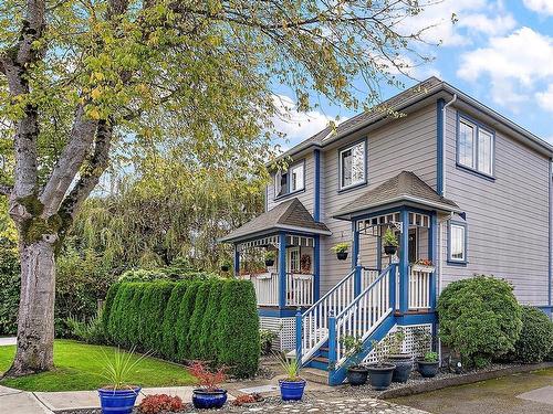 1-10140 Fifth St, Sidney, BC 