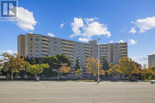 206 - 700 Dynes Road, Burlington, ON - Outdoor With Facade