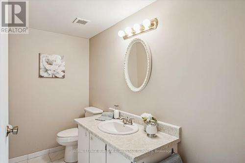 206 - 700 Dynes Road, Burlington, ON - Indoor Photo Showing Bathroom