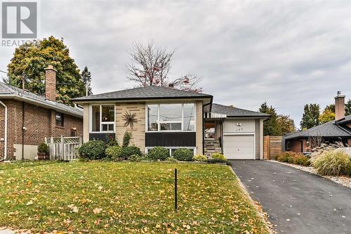 125 Renault Crescent, Toronto, ON - Outdoor With Facade