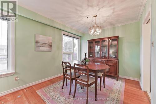 125 Renault Crescent, Toronto, ON - Indoor Photo Showing Dining Room