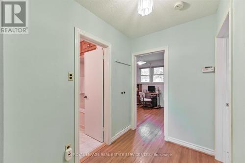 125 Renault Crescent, Toronto, ON - Indoor Photo Showing Other Room