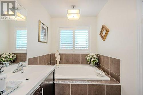 25 Rockman Crescent, Brampton, ON - Indoor Photo Showing Bathroom